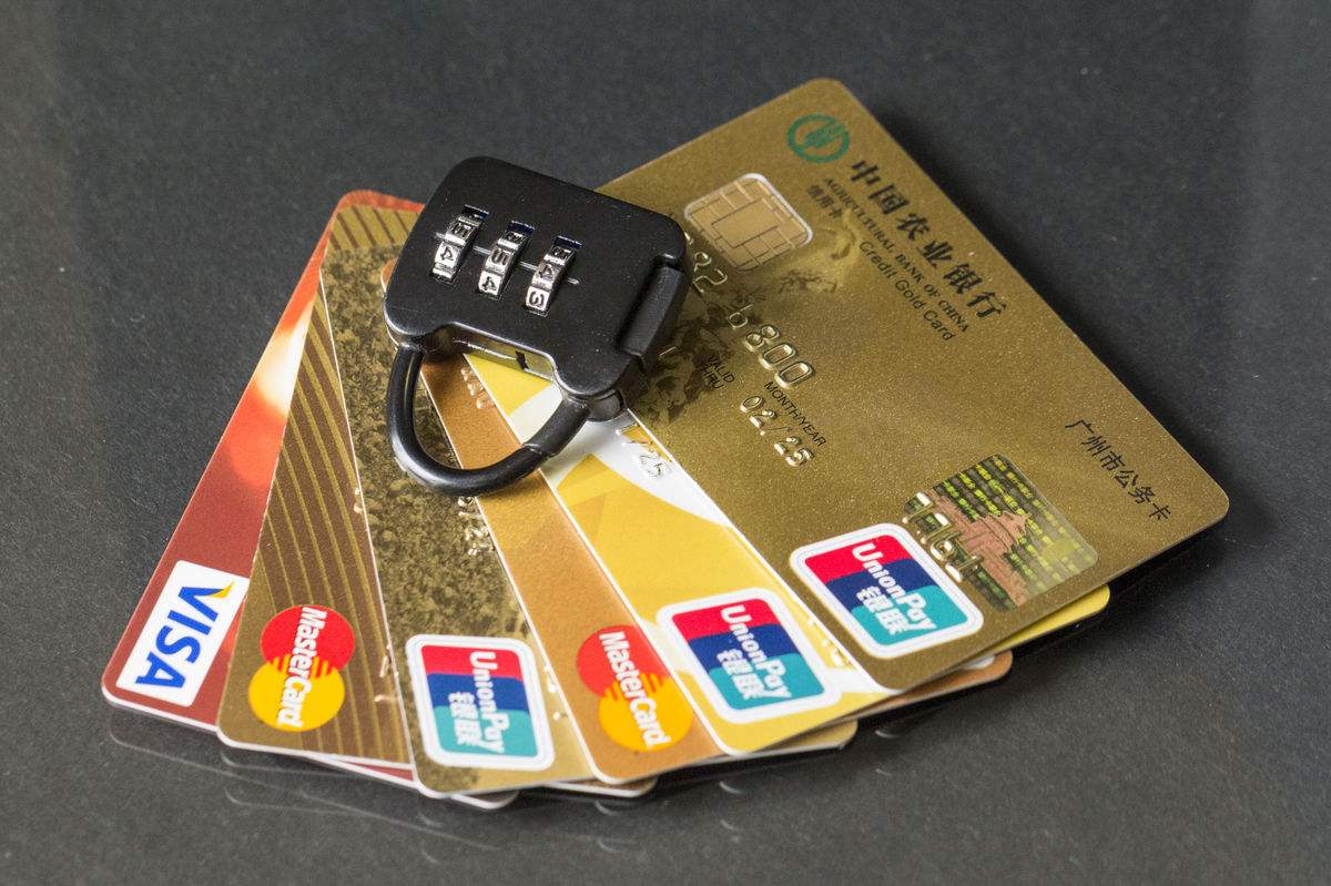 信用卡被冻结怎么办？如何给信用卡解冻？